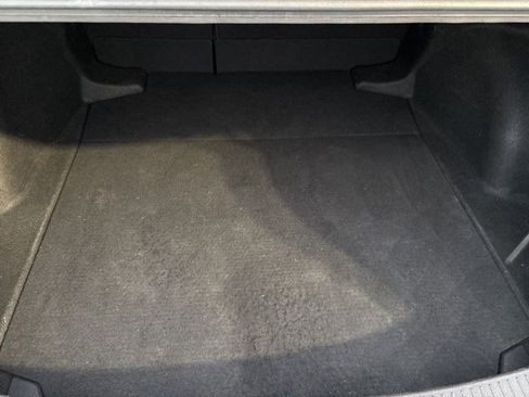 Used 2023 Toyota Corolla LE image 32