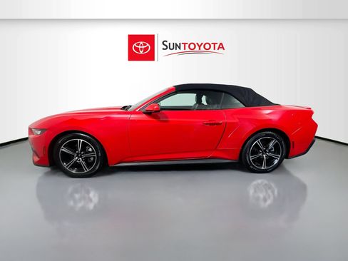 Used 2024 Ford Mustang Premium RWD image 10