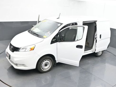 Used 2021 Nissan NV200 S image 55