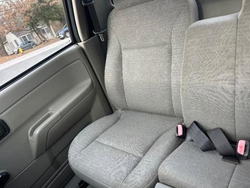 Used 2006 Chevrolet Colorado W/T image 21