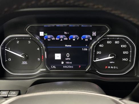 Used 2022 GMC Sierra 2500 AT4 w/ AT4 Premium Plus Package image 19