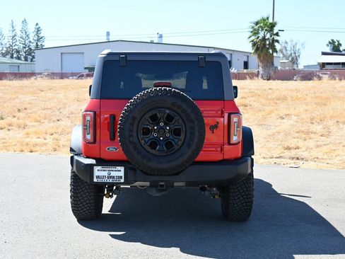 Used 2022 Ford Bronco Wildtrak image 5