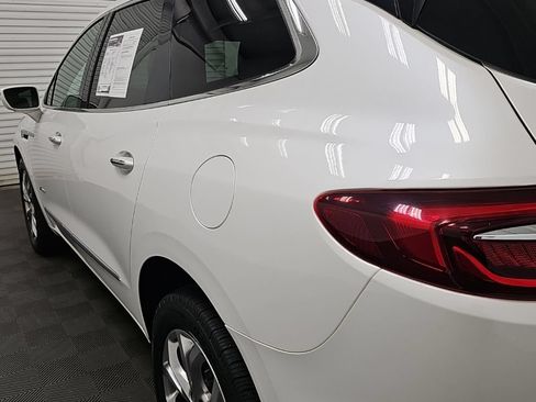 Used 2020 Buick Enclave Avenir w/ Avenir Technology Package FWD image 7