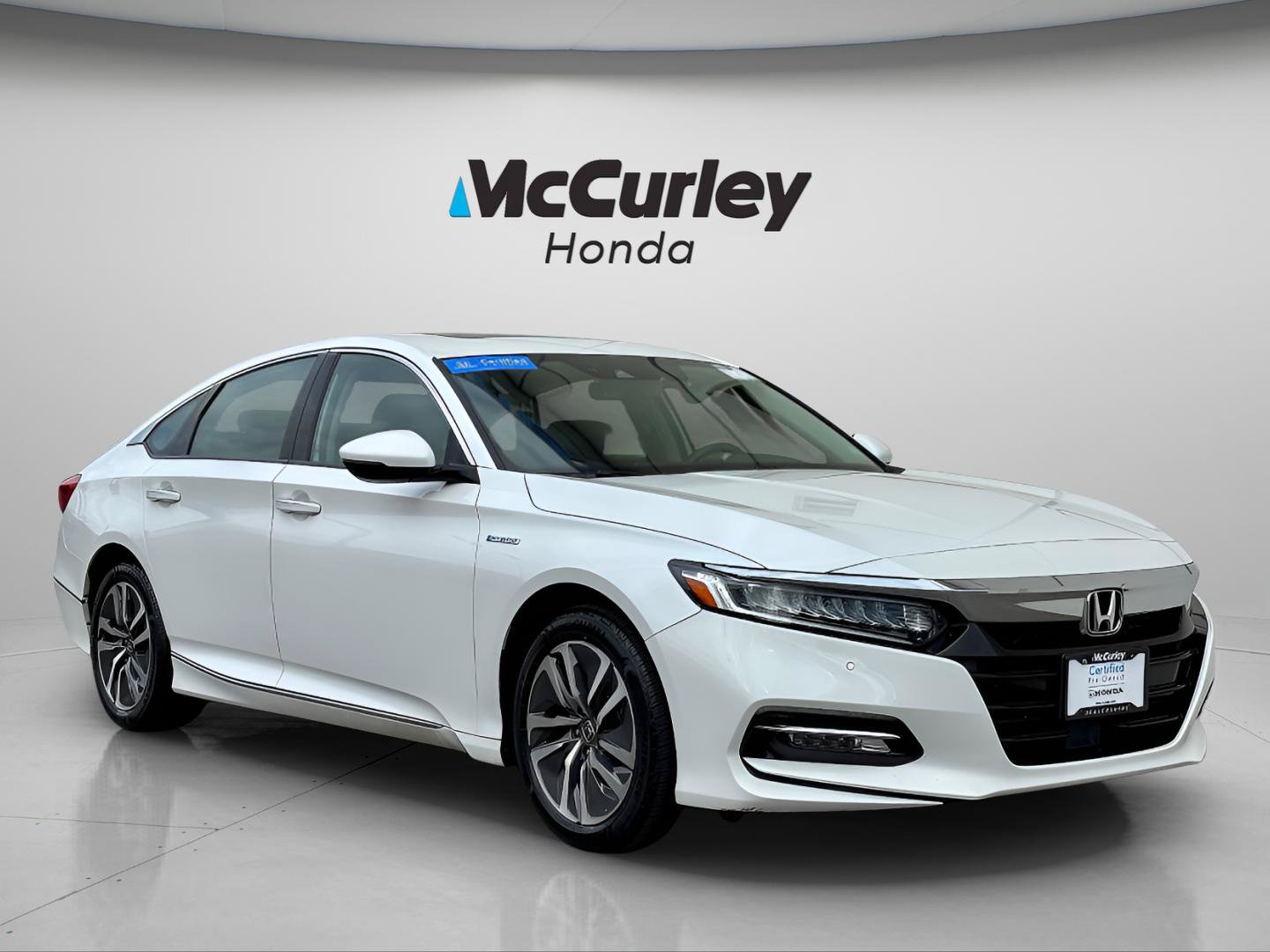 Certified 2019 Honda Accord Touring image 1