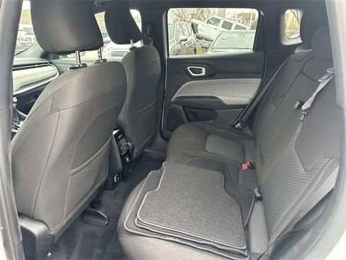 Certified 2023 Jeep Compass Sport image 13
