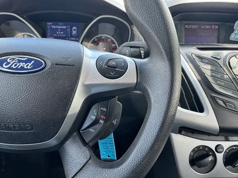 Used 2012 Ford Focus SE FWD image 21