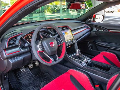 Used 2020 Honda Civic Type R image 11