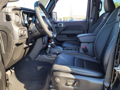 New 2025 Jeep Wrangler Unlimited Rubicon 392 image 3