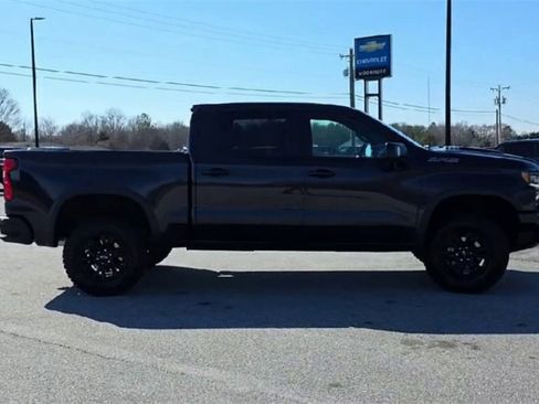 Certified 2022 Chevrolet Silverado 1500 ZR2 image 9