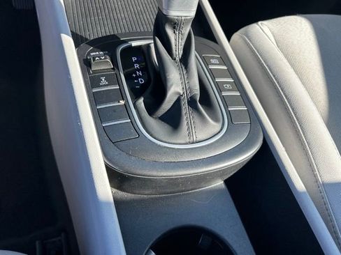 Used 2024 Hyundai Kona SEL AWD/4WD image 25