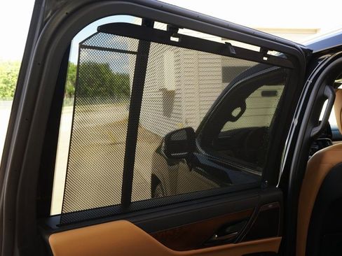 Used 2026 Lexus LX 600 4WD w/ Accessory Package (Z1) image 26