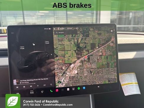 Used 2026 Tesla Model Y 2WD image 9