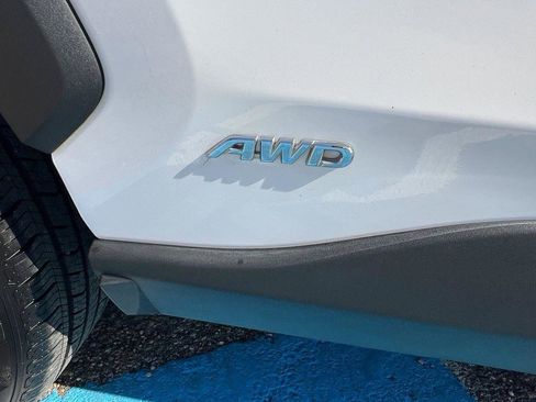 Used 2022 Toyota RAV4 XLE image 34