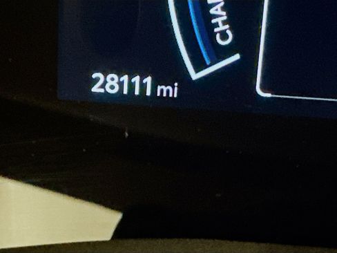 Used 2025 Toyota Camry SE image 19