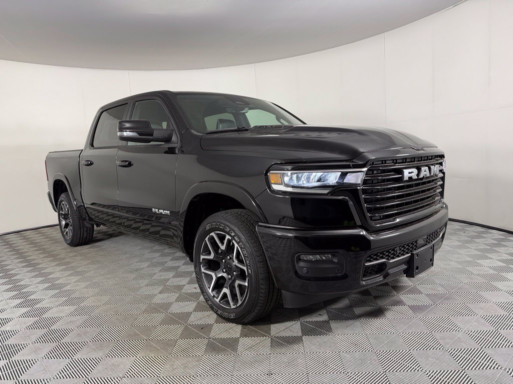 Certified 2025 RAM 1500 Laramie w/ Sport Appearance Package AWD/4WD image 5