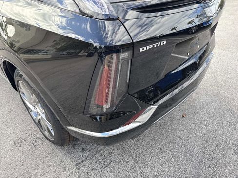 New 2026 Cadillac Optiq Luxury 1 image 11