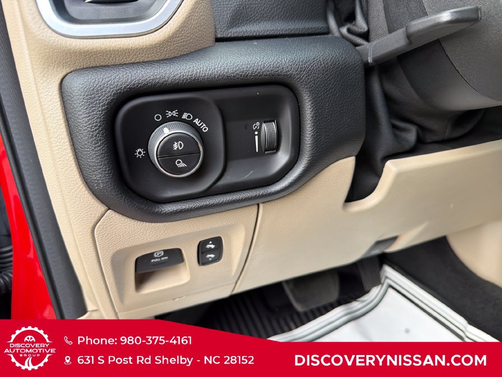 Used 2020 RAM 1500 Big Horn AWD/4WD image 14
