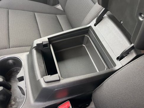 New 2025 GMC Canyon Elevation w/ Convenience Package image 33