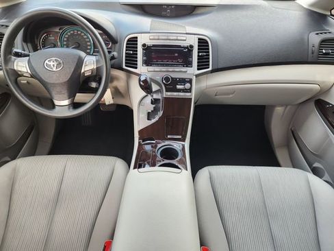 Used 2012 Toyota Venza LE w/ LE Convenience Pkg FWD image 19