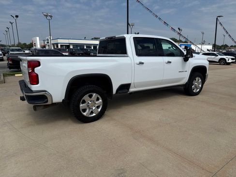 Used 2022 Chevrolet Silverado 2500 LTZ w/ LTZ Plus Package AWD/4WD image 21
