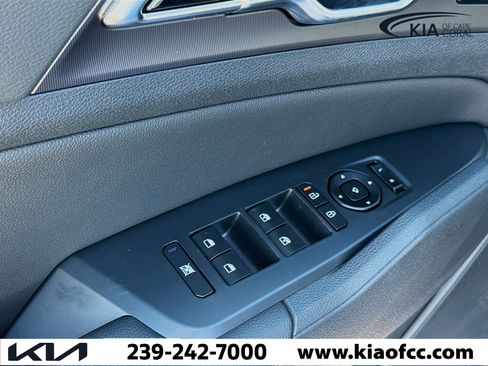 New 2026 Kia Sportage SX FWD image 22
