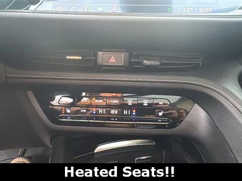 Used 2021 Buick Envision Essence w/ Sport Touring Package image 9