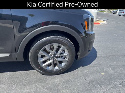 Used 2024 Kia Telluride LX FWD image 22