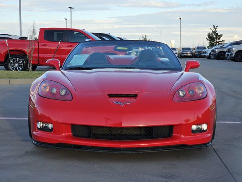 Used 2010 Chevrolet Corvette Grand Sport w/ Preferred Equipment Group RWD image 6