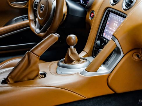 Used 2014 SRT Viper GTS w/ GTS Laguna Interior Package image 51