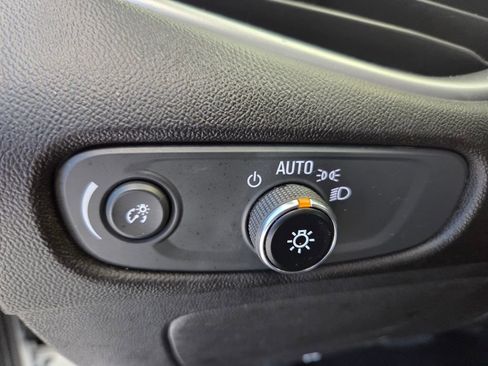 Used 2023 Chevrolet Malibu LT FWD image 28