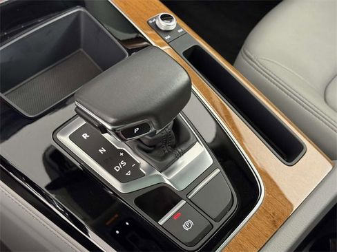 Used 2022 Audi Q5 2.0T Premium Plus w/ Premium Plus Package image 30