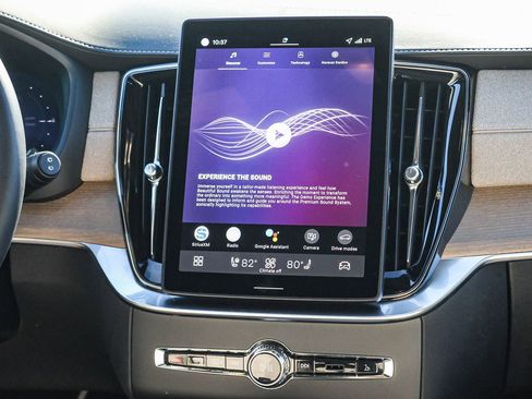 New 2026 Volvo XC90 T8 Plus w/ Protection Package Premier image 23