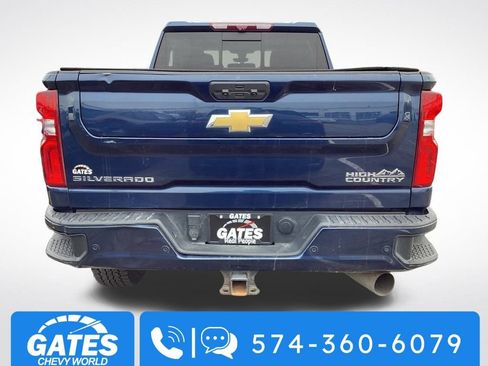 Used 2022 Chevrolet Silverado 2500 High Country w/ Z71 Off-Road Package image 8