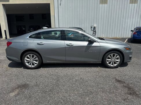 Used 2024 Chevrolet Malibu LT image 3