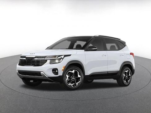 Used 2025 Kia Seltos S image 2