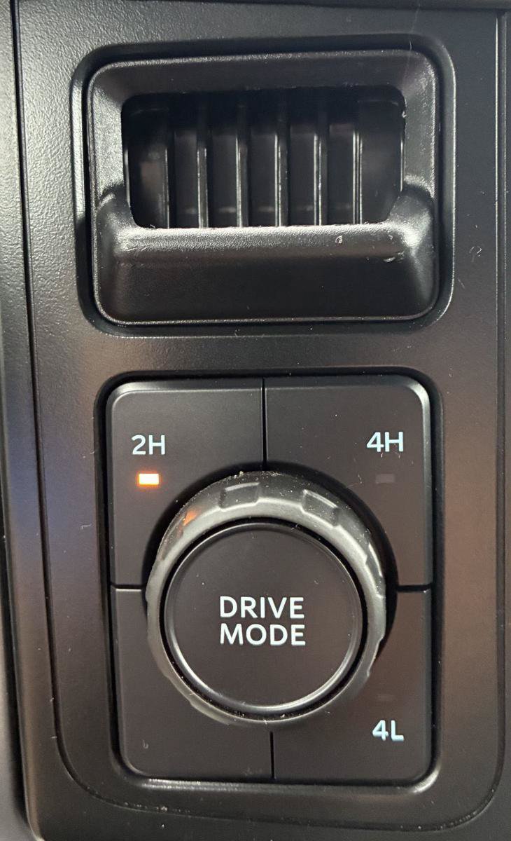 Used 2024 Ford F150 XLT AWD/4WD image 25