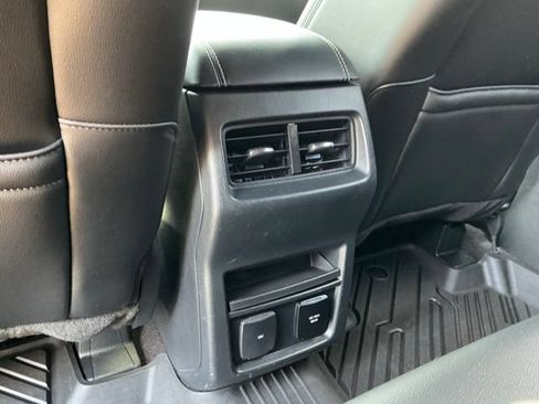 Used 2020 Ford Edge ST AWD/4WD image 26
