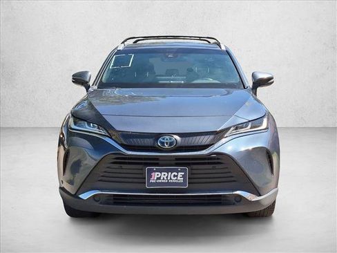 Used 2021 Toyota Venza XLE w/ Carpet Mat Package (TMS) AWD/4WD image 2
