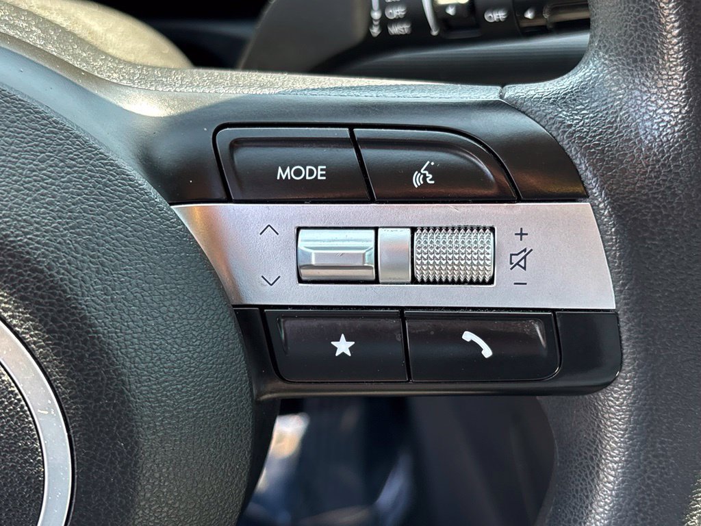 Used 2025 Hyundai Tucson SEL FWD image 14