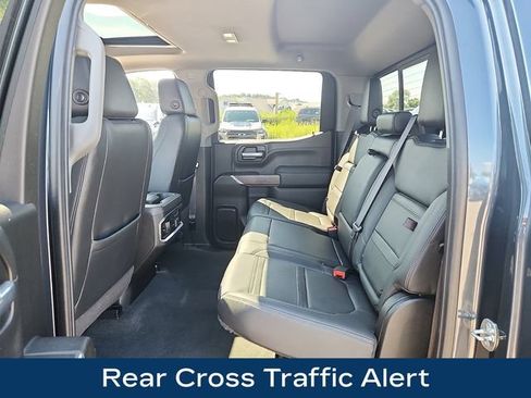 Used 2021 GMC Sierra 1500 Denali w/ Denali Ultimate Package AWD/4WD image 13