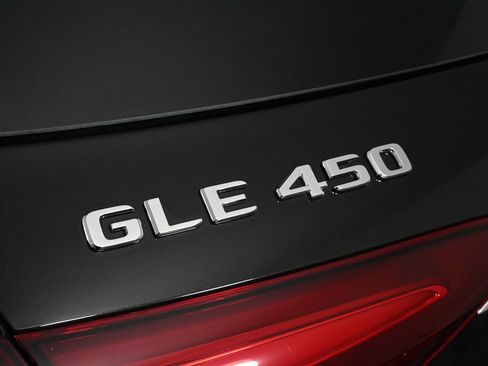 Certified 2026 Mercedes-Benz GLE 450 4MATIC image 28