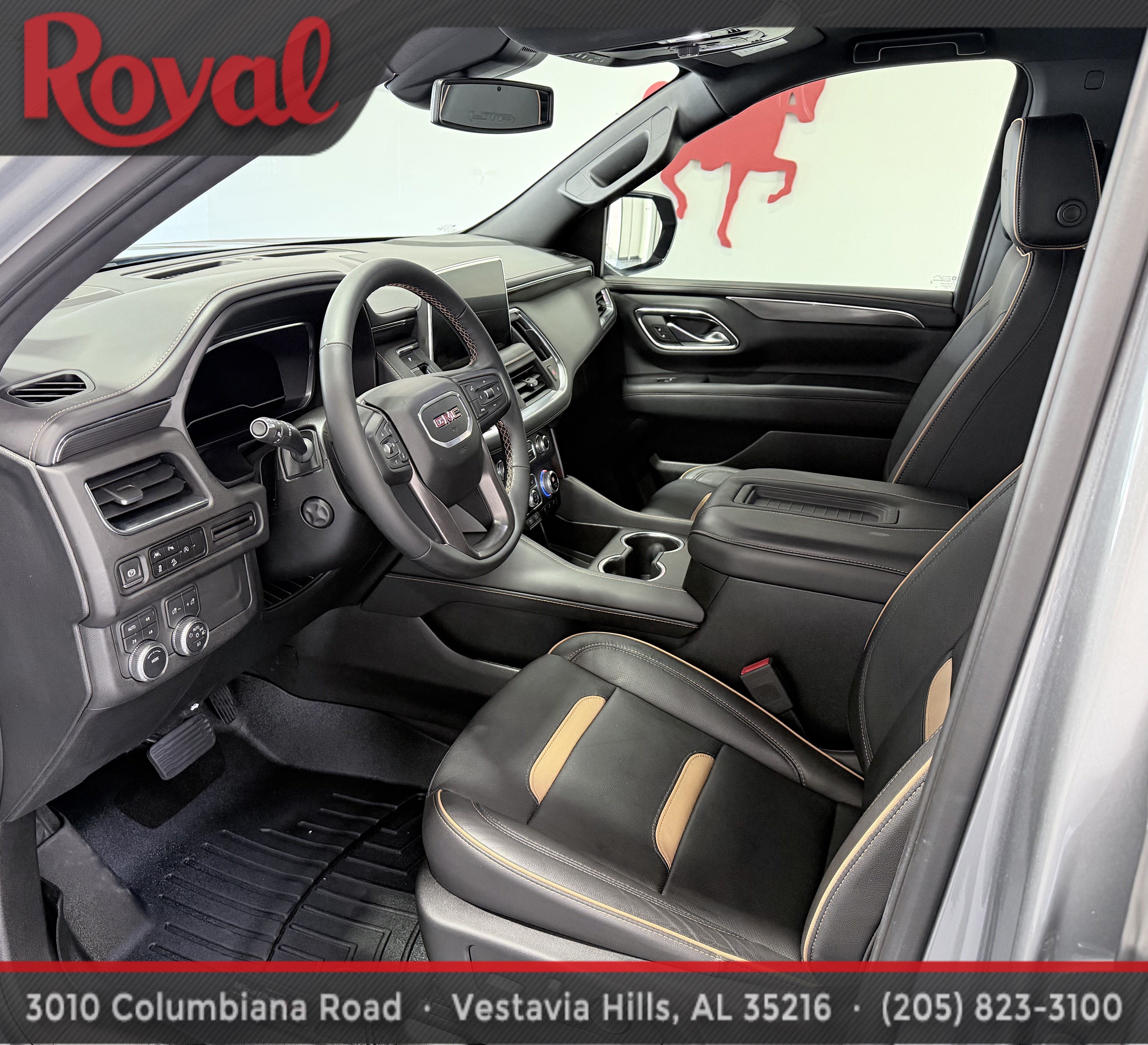 Used 2023 GMC Yukon AT4 AWD/4WD image 13
