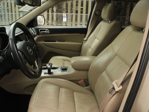 Used 2015 Jeep Grand Cherokee Limited image 14