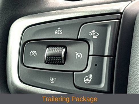 Used 2025 Chevrolet Silverado 1500 LT Trail Boss w/ Convenience Package II AWD/4WD image 11