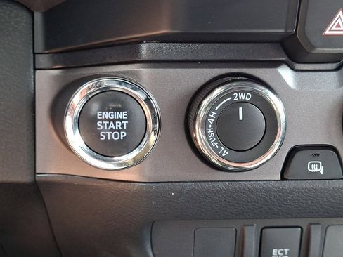 Used 2023 Toyota Tacoma TRD Sport w/ Black Out Package (TMS) AWD/4WD image 24