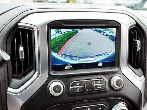 Used 2023 GMC Sierra 2500 SLE w/ SLE Convenience Package image 31