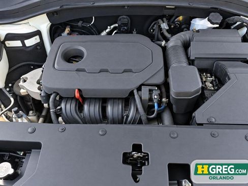 Used 2019 Hyundai Santa Fe SEL FWD image 17