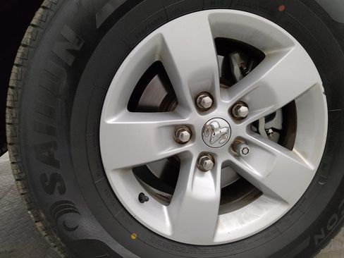 Used 2019 RAM 1500 Tradesman w/ Chrome Plus Package RWD image 31