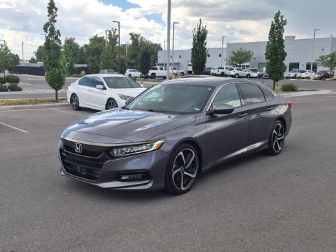 Used 2020 Honda Accord Sport image 10
