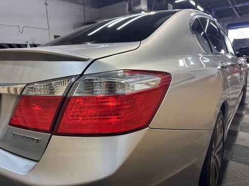 Used 2014 Honda Accord Sport image 9